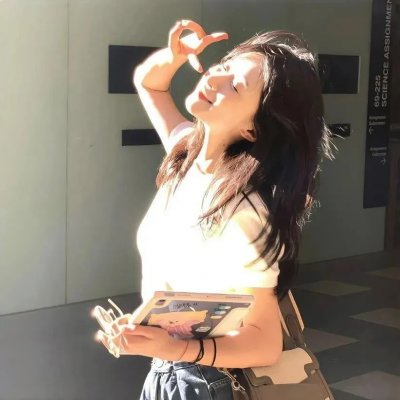 偷听女儿心声后，虐文女主全家宠